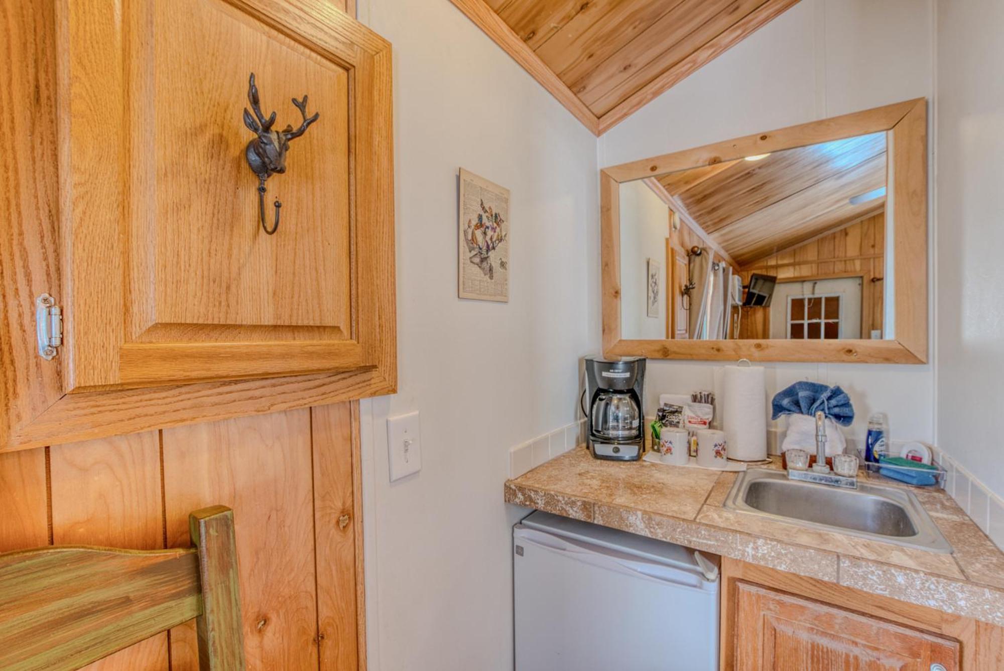 Enchanted Hideaway Cabins And Cottages Ruidoso Bagian luar foto