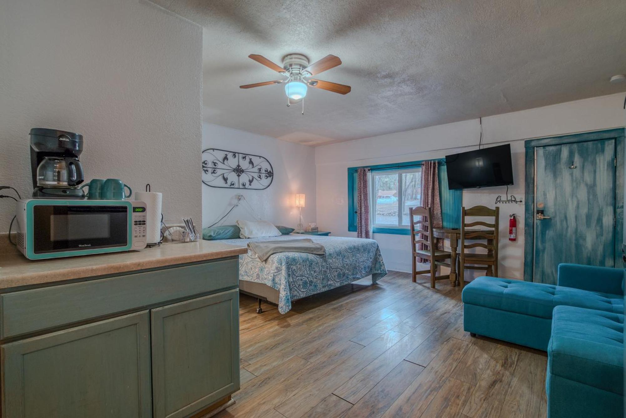 Enchanted Hideaway Cabins And Cottages Ruidoso Bagian luar foto