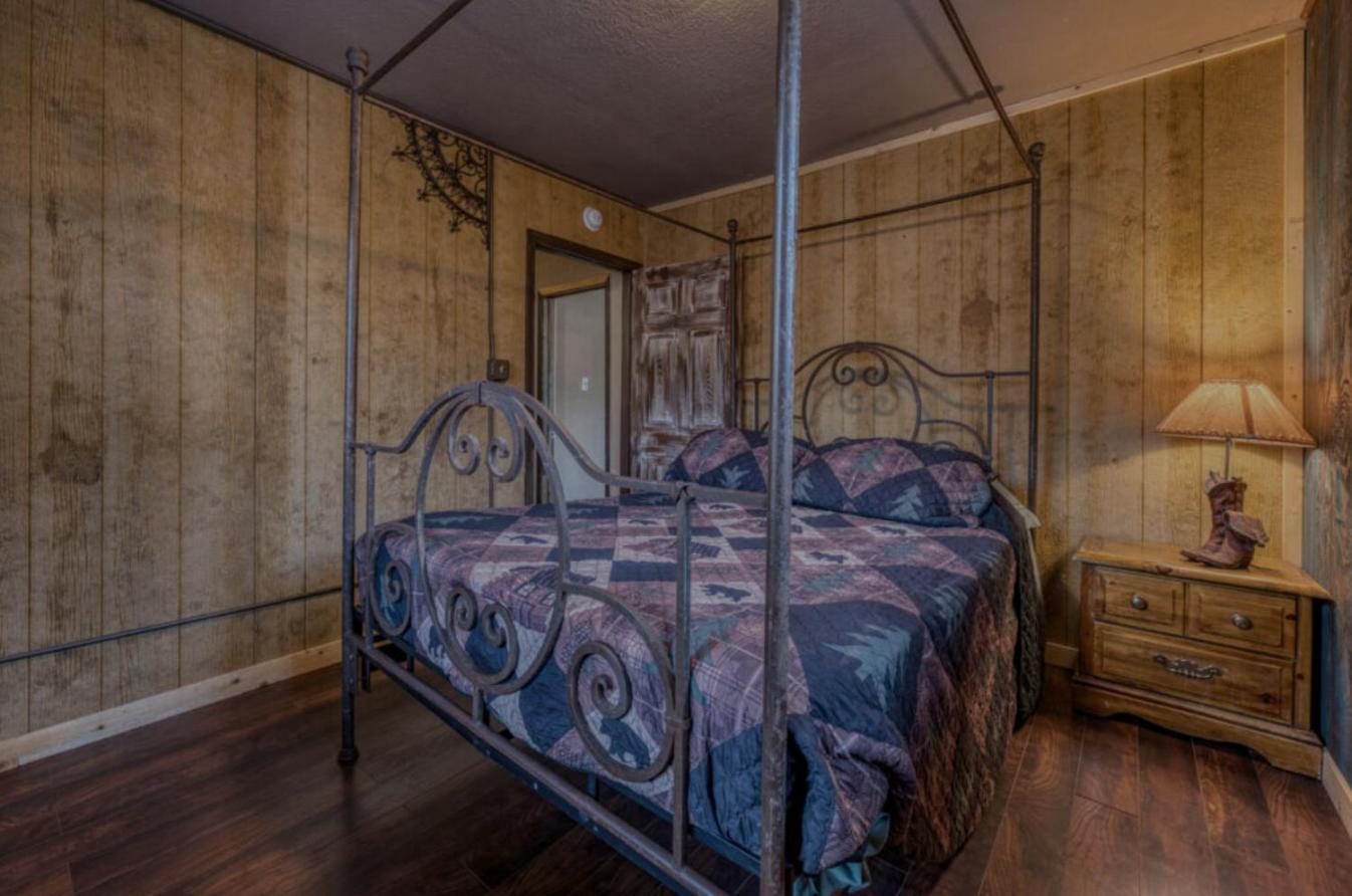 Enchanted Hideaway Cabins And Cottages Ruidoso Bagian luar foto
