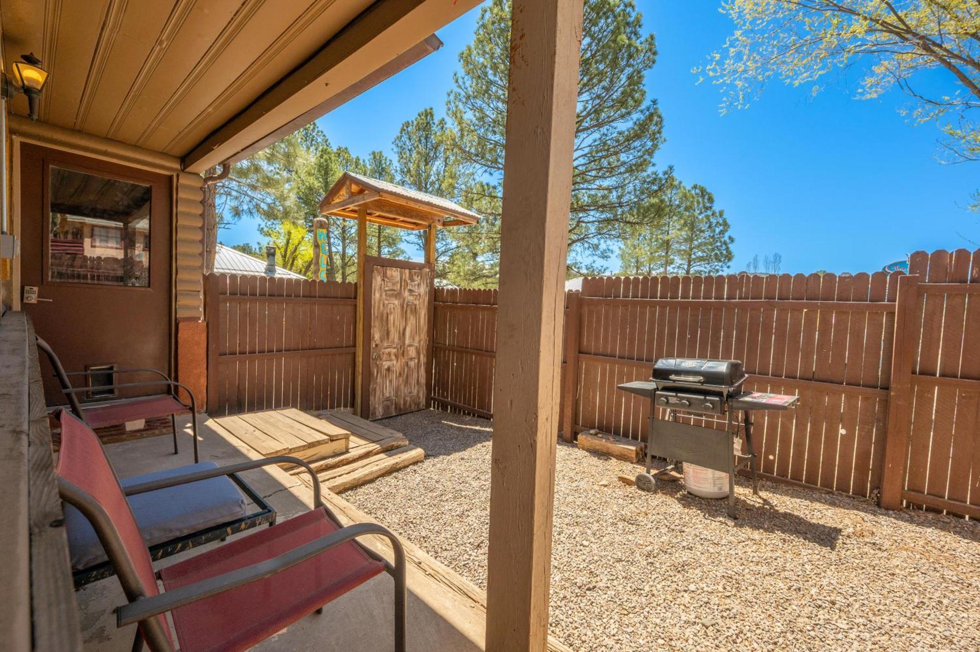 Enchanted Hideaway Cabins And Cottages Ruidoso Bagian luar foto